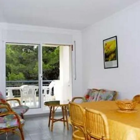 Magda Park 2d Apartment