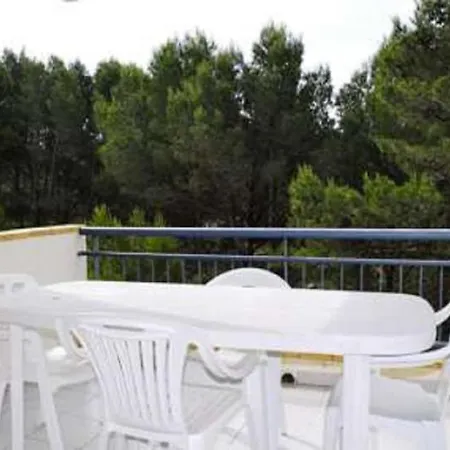 Magda Park 2d Apartment
